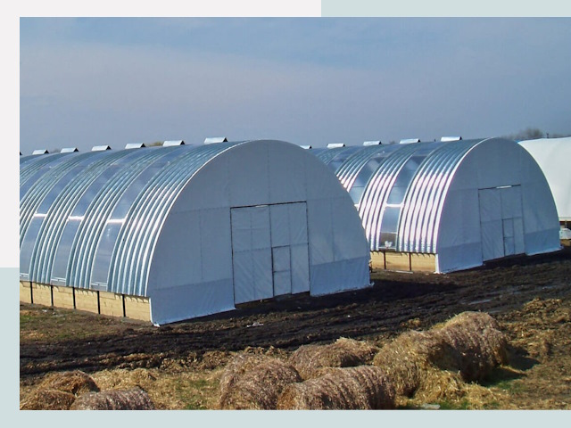 Сельскохозяйственные здания в Ярцево