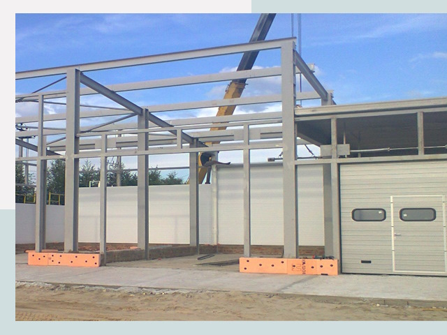 Строительство автосервисов от СтальСтрой-Рцв по цене 610 руб.